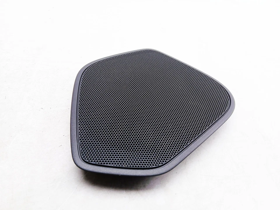 AUDI Q3 8U DOOR SPEAKER COVER GRILLE REAR LEFT PASSENGER SIDE 8U0035435 2016 - Image 3 of 4