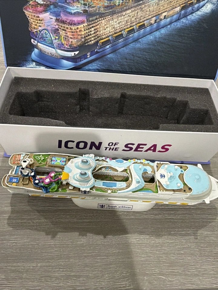 NEW Royal Caribbean Icon of the Seas Cruise Official License Ship Model - Image 3 of 4