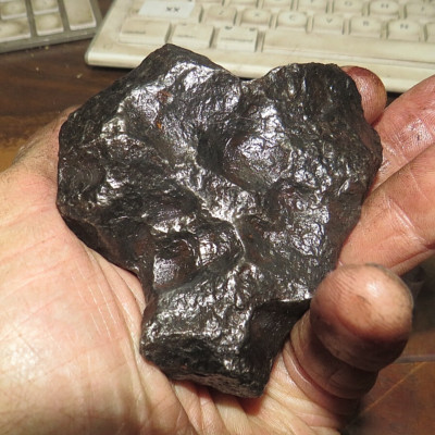 738 GM.  CAMPO DEL CIELO METEORITE ; AAA GRADE METEORITE 1.6+lbs. JAL. STAND