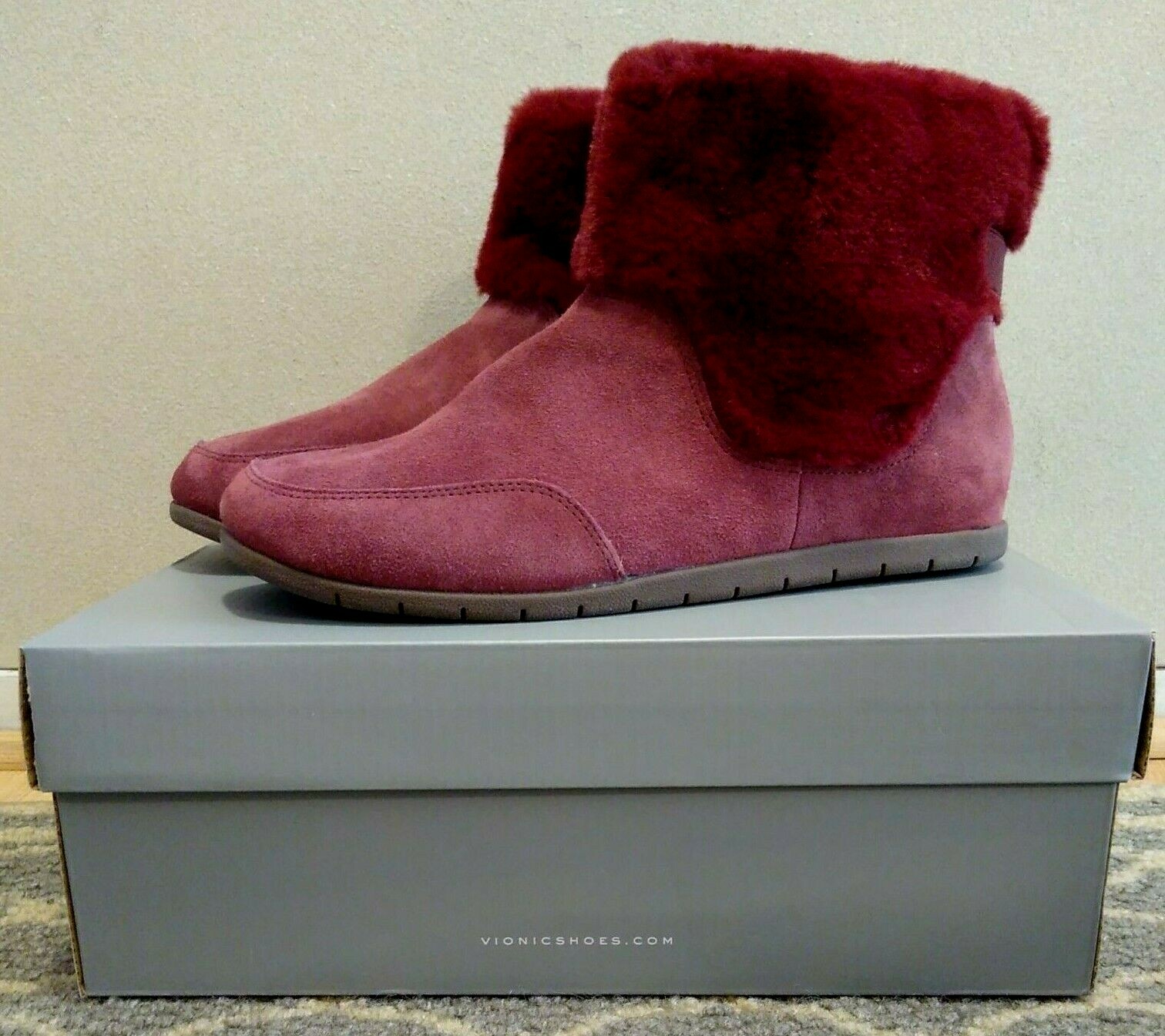 VIONIC Maizie Leather Suede Slipper 