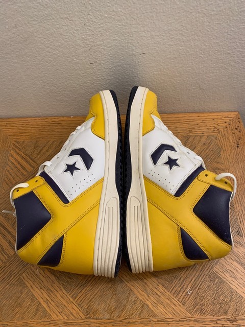 magic johnson weapons