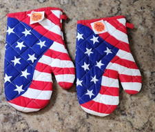 US Flag Oven Mitts Set of 2 Gibson Greeting Co. NWT 1995 Vintage