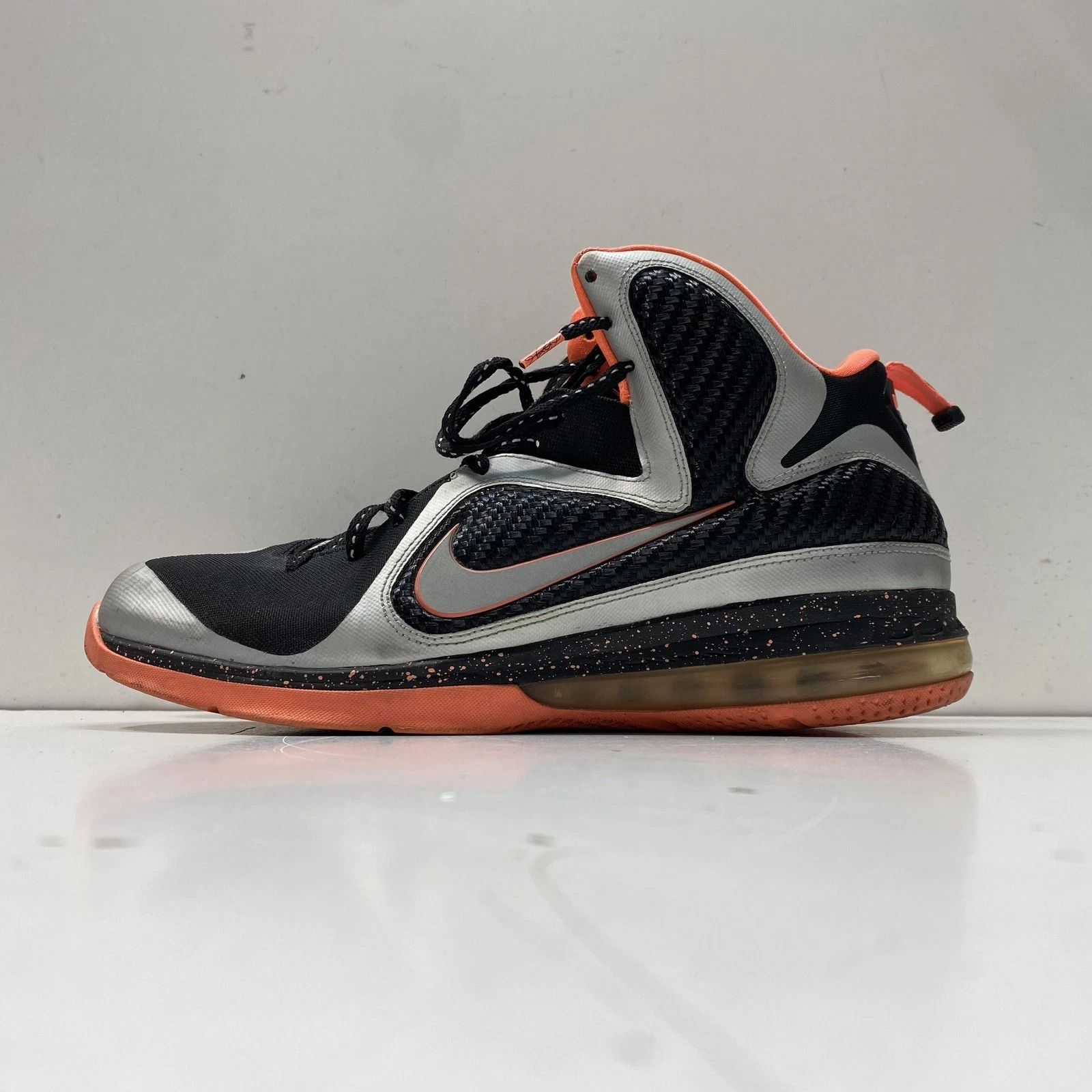Nike Men LeBron 9 469764-006 Black Metallic Silver Infrared Shoes Size 13