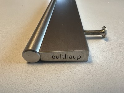 bulthaup b3. Griff. Edelstahl geschliffen. 195mm