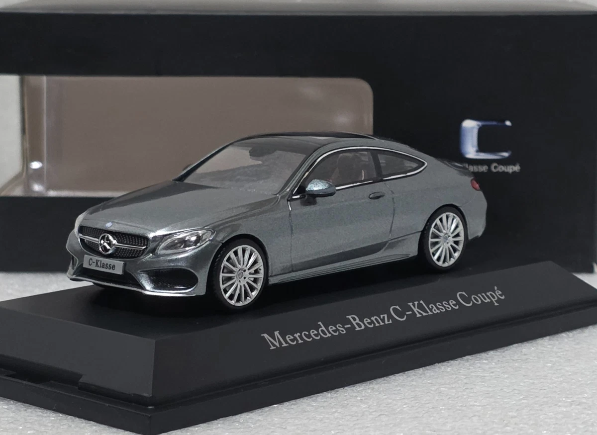 Kyosho AMG Mercedes C-Class ラジコン Kyosho AMG Mercedes C-Class ラジコン Kyosho AMG Mercedes C-Class