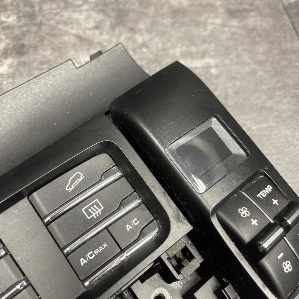 OEM 2015 - 2021 PORSCHE MACAN CENTER AC Control Panel 95B907040BP - Image 4 of 4