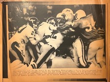 Vintage 1977 AP WIREPHOTO Southern Mississippi Football vs Hawaii