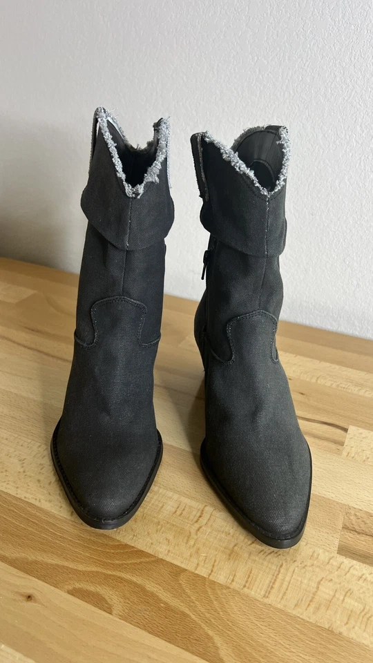 Botines para mujer Charles By Charles David lona zulú occidental carbón puntiagudo 8,5 Foto 2 de 4