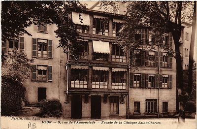 CPA LYON - Rue de l'Annonciade Fassade der Klinik St-Charles (426516)