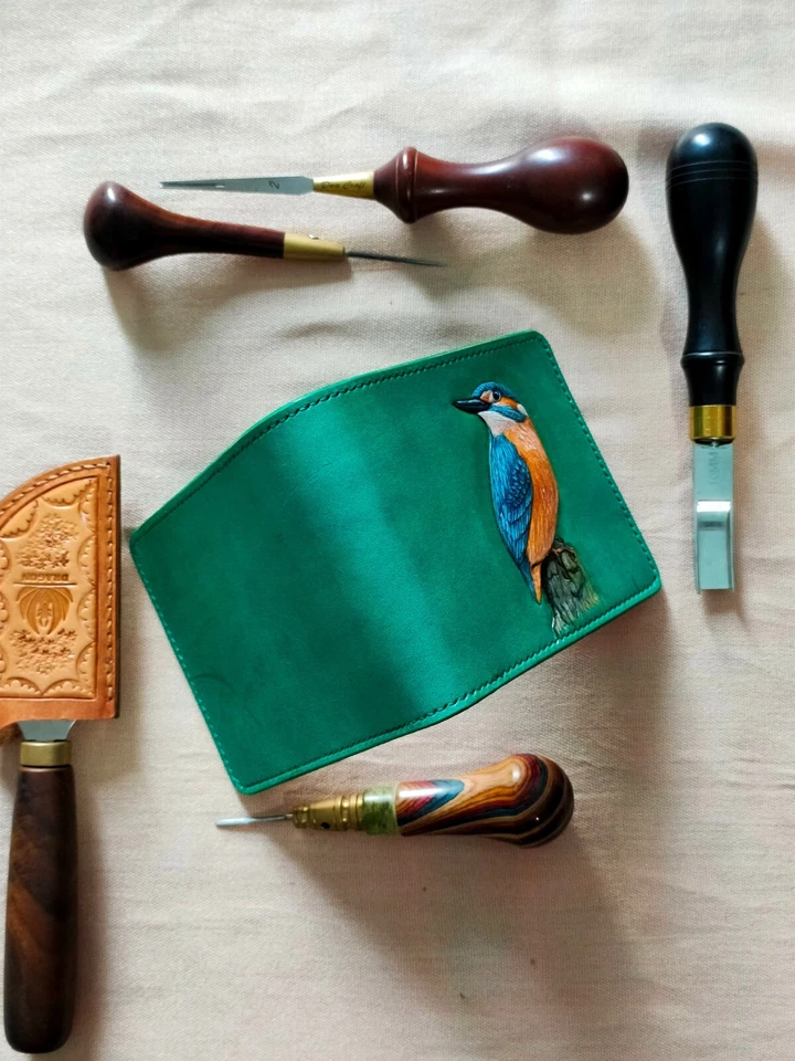 Hunting Bird Leather Craving Unisex Wallet ||| 100% Handmade - Image 3 of 4