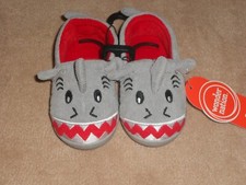 Wonder Nation Shark Toddler Baby Boys Slippers Gray Slip on Jaws Size 5-6 NWT