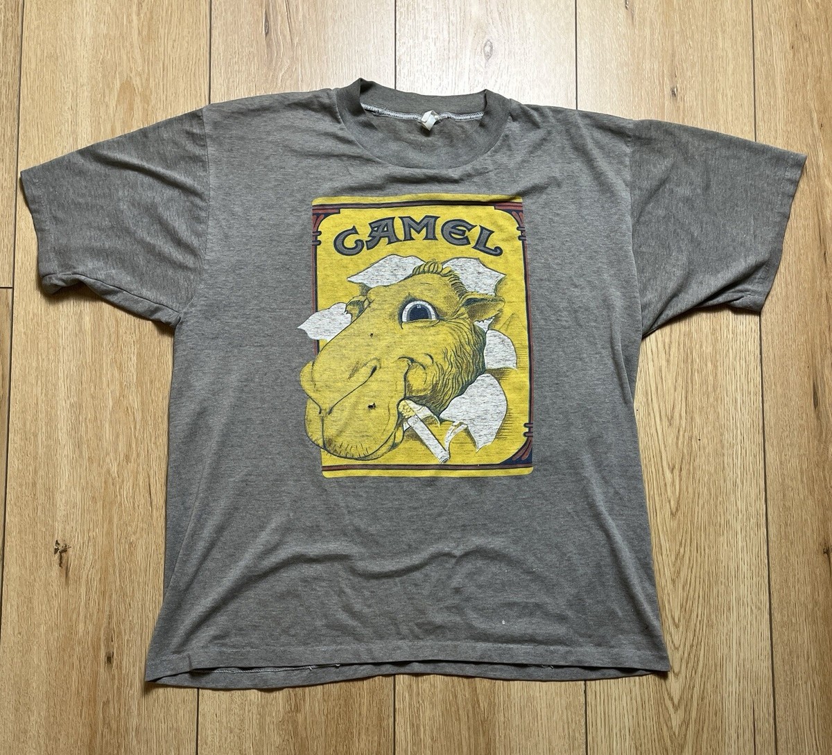 Vintage CAMEL T-Shirt Medium 70s 80s Joe Camel Cigarettes