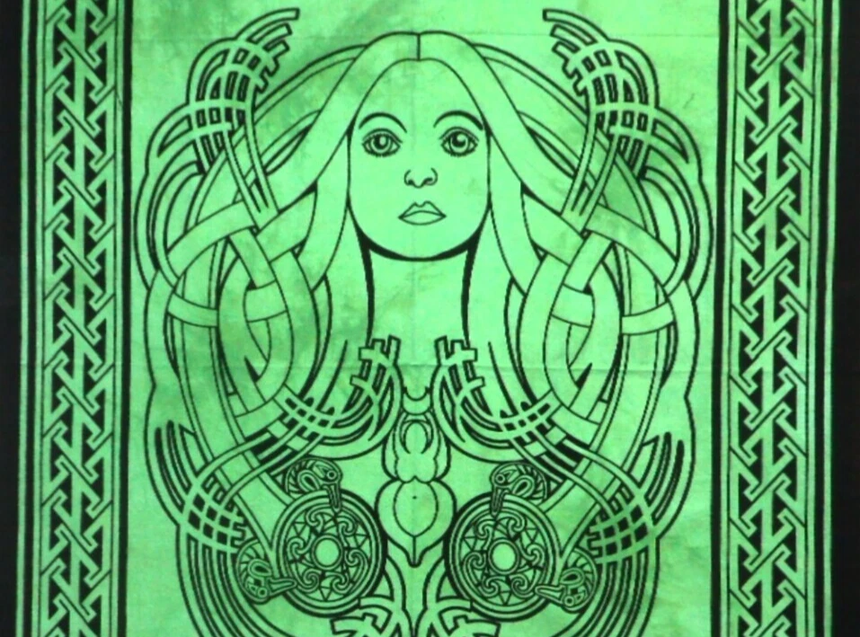 Indian Tapestry Celtic Angel Face Green Color Wall Hanging Poster Home Decor Us - Image 4 of 4