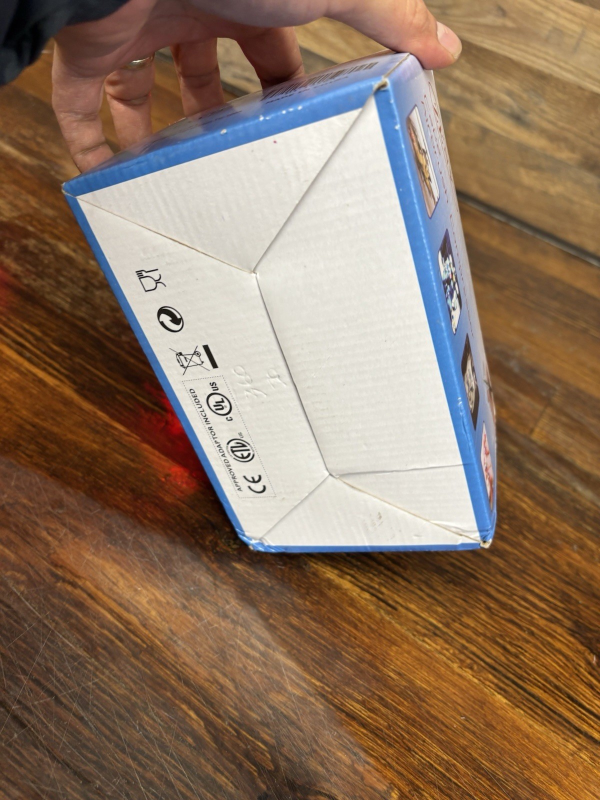 Mini Air Compressor Airbrush Kit ZENY TC-100K New open box