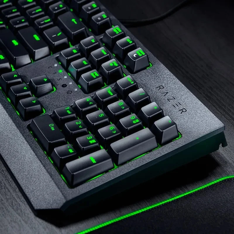 Razer BlackWidow Green Backlit Gaming Keyboard - Mechanical - Full Size - Image 3 of 4