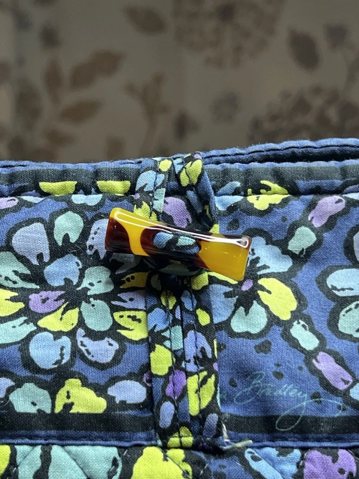 Bolso de Mano Vera Bradley Plisado “Indigo Pop” 6 Interiores 2 Bolsas Exteriores 13.5”x16” Foto 3 de 4