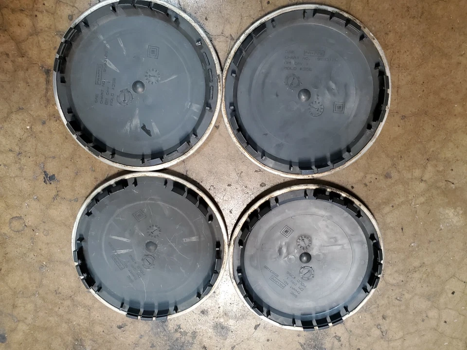 Cadillac Deville Sevilla 1998 1999 2000 01 02 2003 2004 2005 4 piezas tapas de rueda # 2 Foto 2 de 3