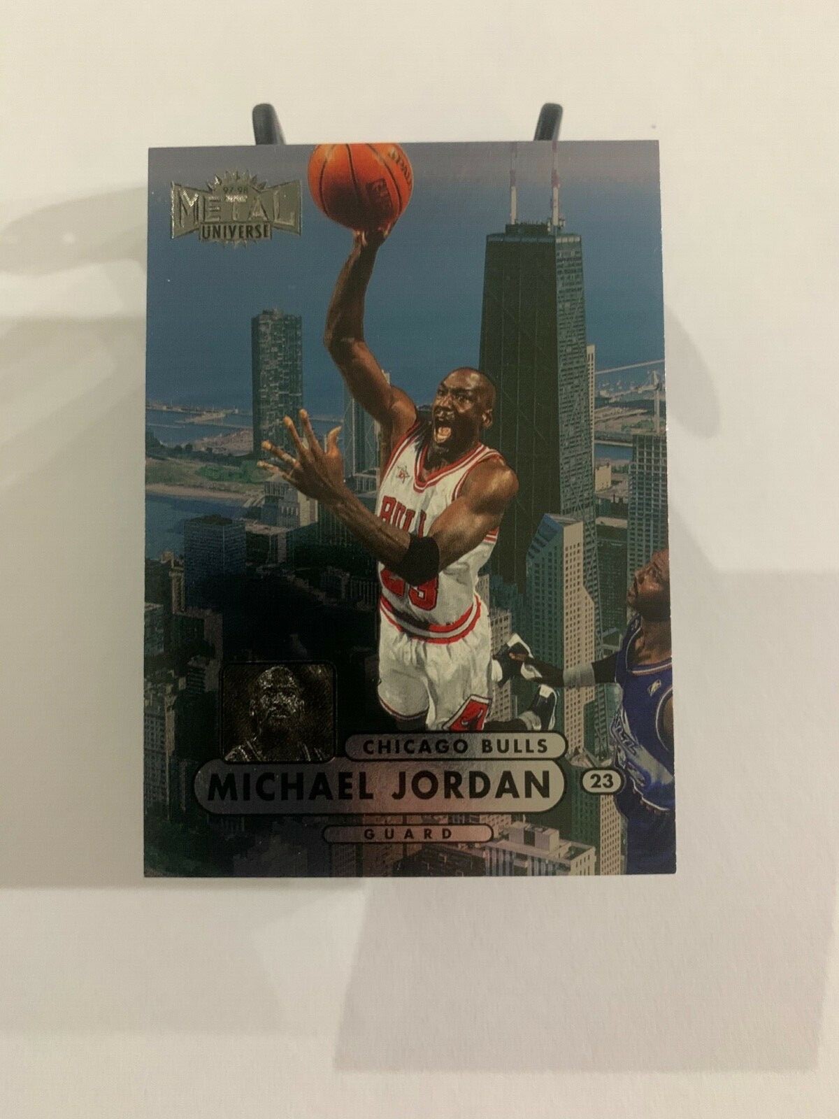 1997-98 SKYBOX METAL UNIVERSE #23 MICHAEL JORDAN CHICAGO BULLS