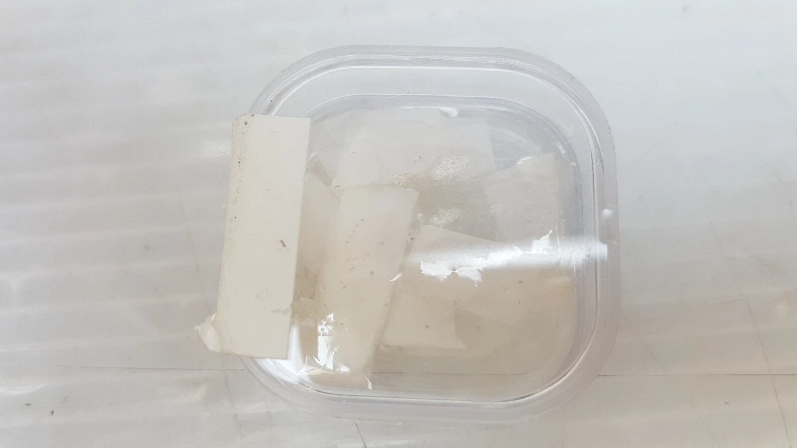 Open case with five lens-tissue-wrapped BK7 windows, Lumenis PO3007600