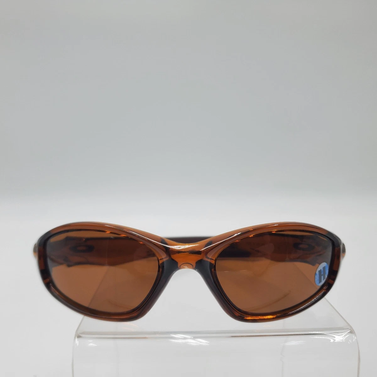 Oakley Women’s warm up Sunglasses with Brown Lenses OAKLEY Women main image 2