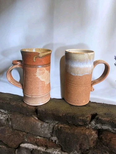 Vtg Pr Studio Art Pottery Coffee Mug Beer Stein 6.5"Rust Tan White Folk Art  80s