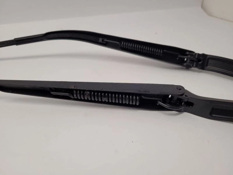 2006-2009 MERCURY MILAN RH RIGHT LH LEFT WIPER ARM SET  - Image 3 of 4