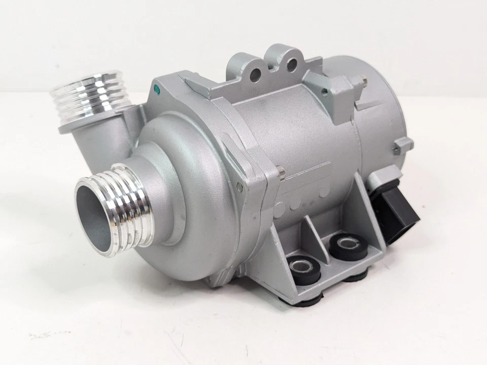 11517586925 Bomba de agua eléctrica para BMW 128i 325i 328i 525i X5 E60 E63 E90 E93 Foto 3 de 4