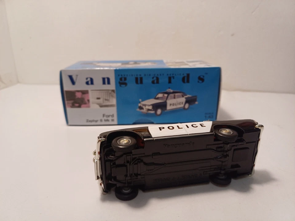 Vanguards 1/43 Ford Zephyr 6 Mk3 Police Car 1962 - Image 4 of 4