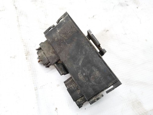 Volkswagen Passat 1992 Tailight Bulb Holder (Lamp Carrier) 3339452 #981729-40