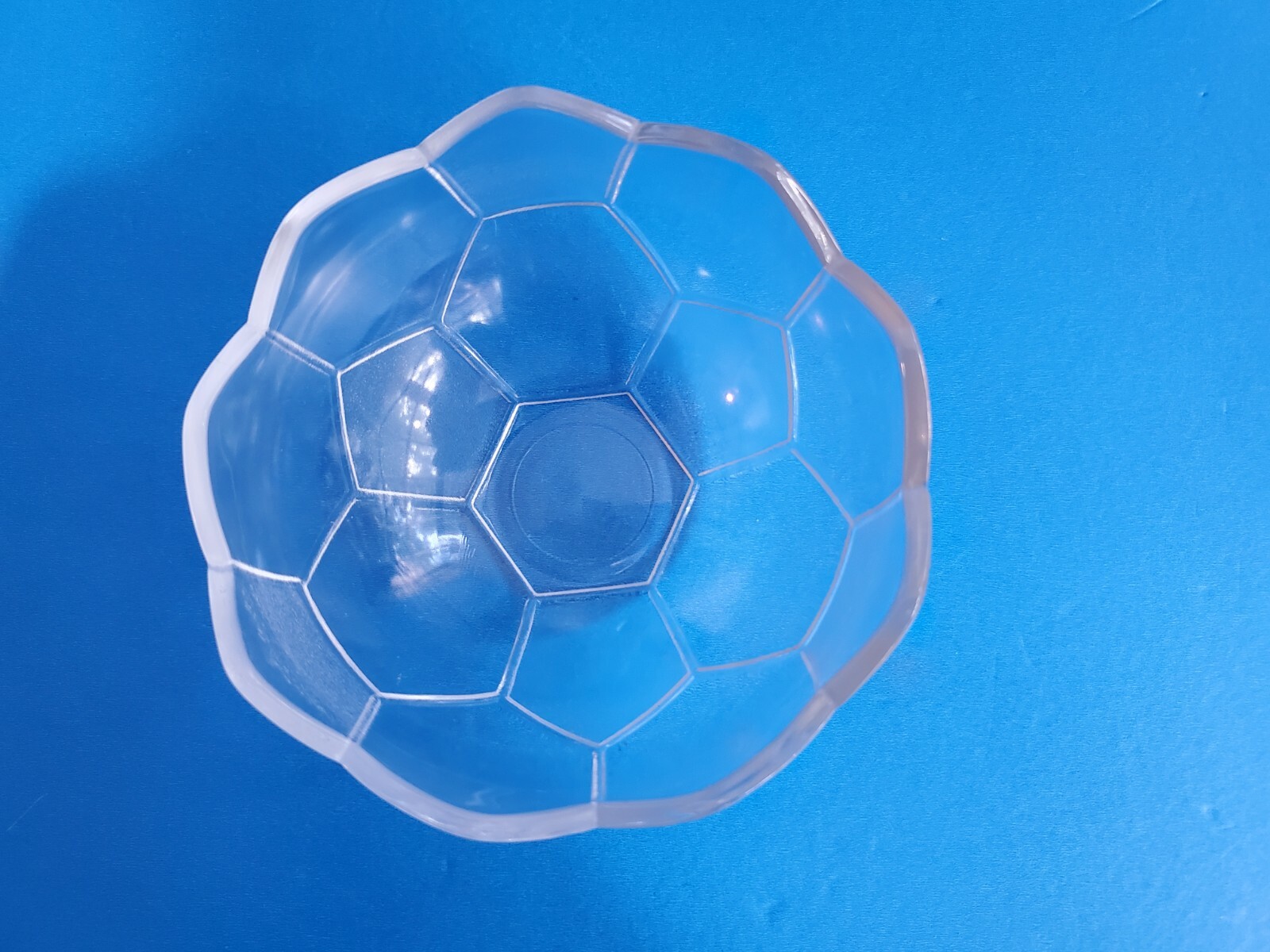 SOGA Contemporary Glass Collection Crystal Soccer Ball Bowls MADE IN