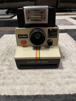 Vintage POLAROID ONE-STEP Instant LAND CAMERA with ITT Magicflash Untested 