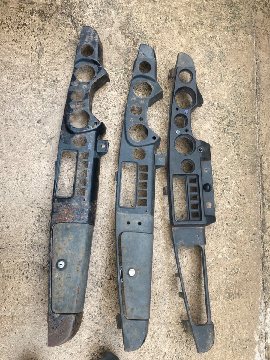 MGB / MGB GT DASHBOARDS (5 of) suit refurbished. Job lot as