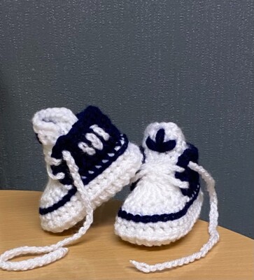 Crochet baby shoes Handmade crochet wool baby booties sneakers slippers