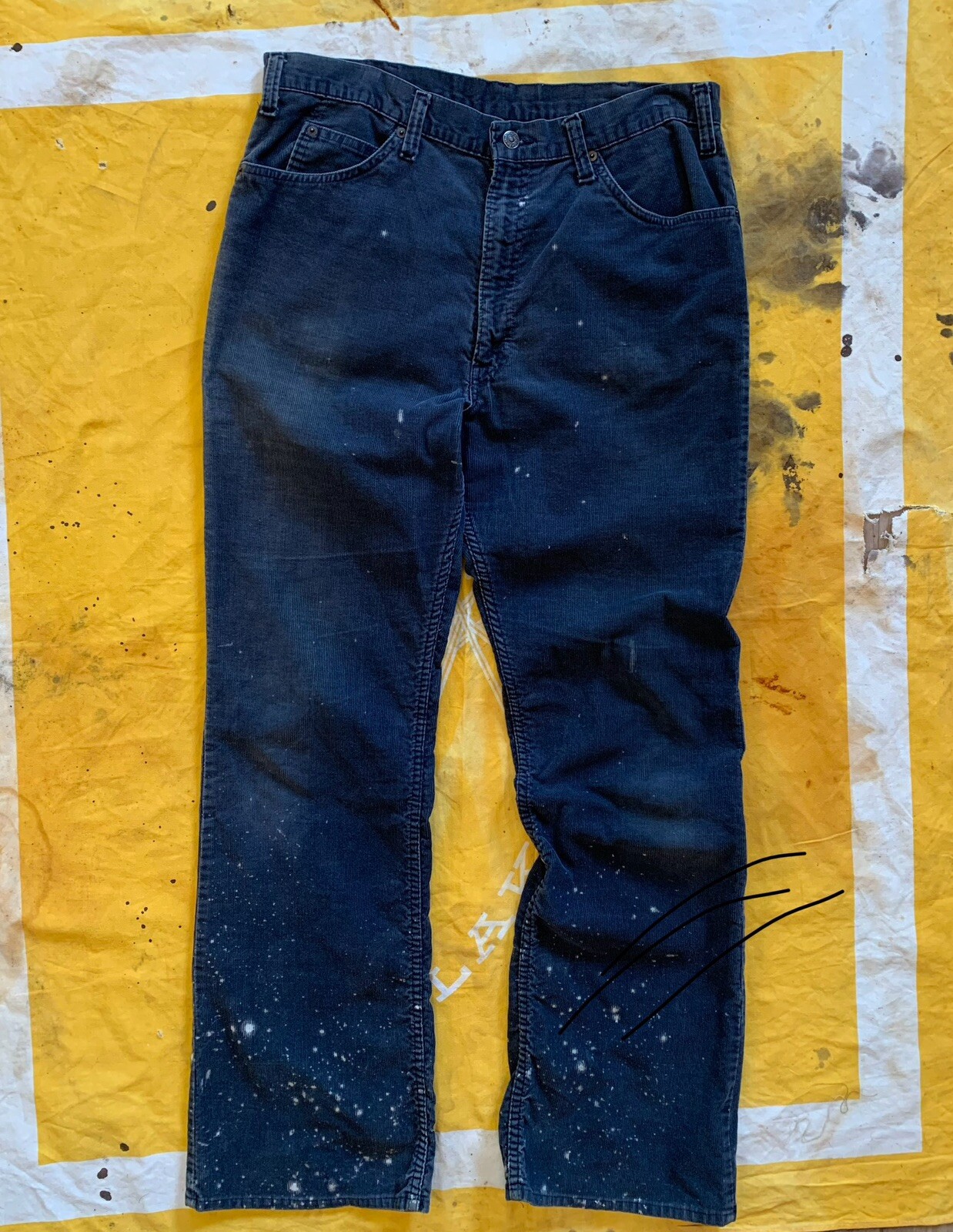 Vintage 1970s 1980s Faded Black Corduroy Flared L… - image 3