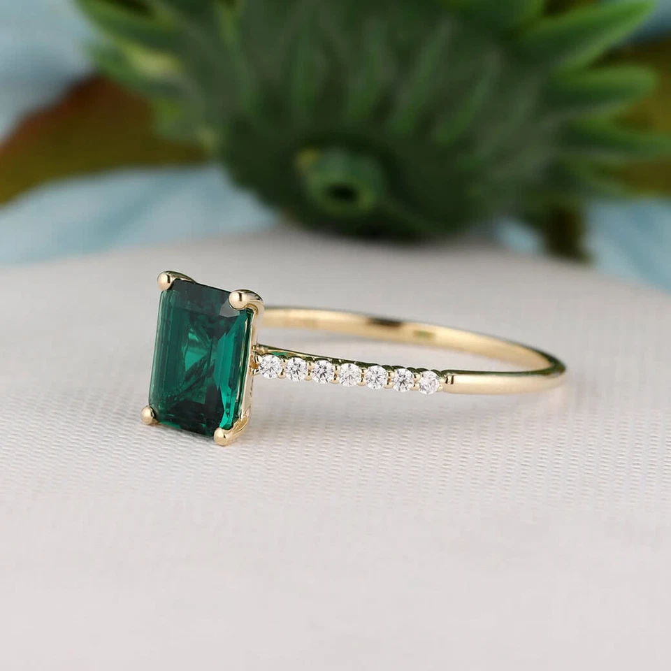 2.65Ct Green Emerald Cut CZ Wedding Anniversary Yellow Gold Over 925 Silver Ring - Image 2 of 4