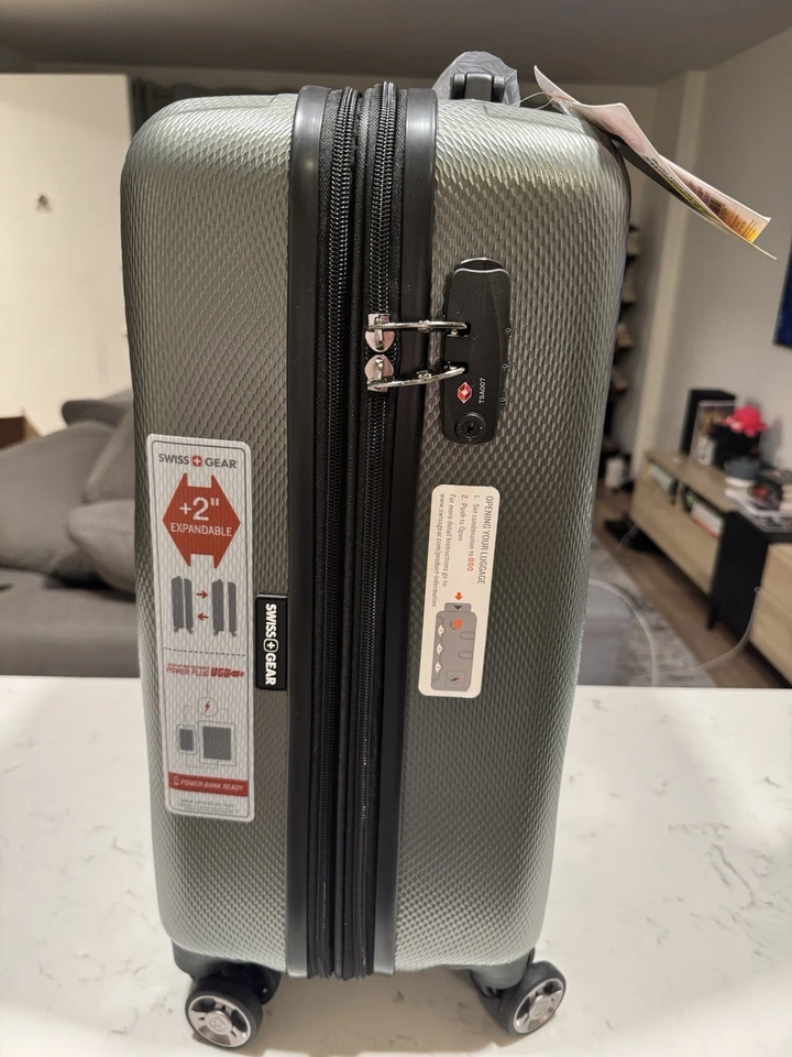 SWISSGEAR Energie Expandable Hardside Luggage Black 19” - Image 2 of 4