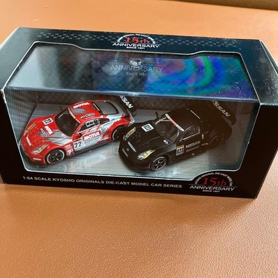 KYOSHO 1:64 MOTUL PITWORK Z 2 & TEST CAR