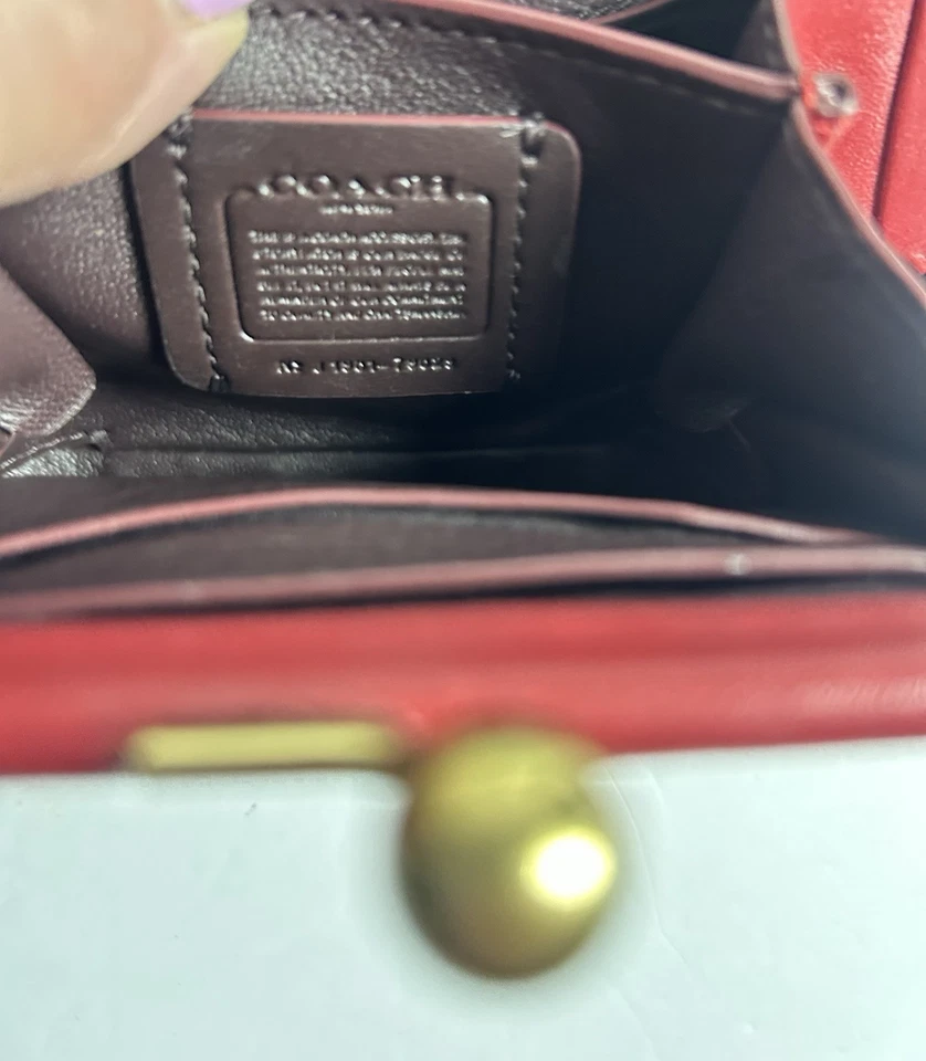 COACH 1941 Floral Red Apple Kisslock Pouch coin purse Wallet Glitter - Image 3 of 4