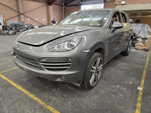 PORSCHE CAYENNE BONNET HOOD 92A GREY 07/2010-10/2014 NMW09084 - Picture 3 of 12