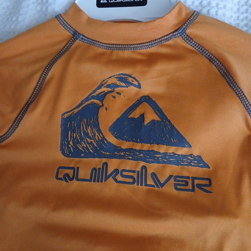 NWT Boy's Quicksilver Board Shorts And Rash Guard Swim Suit Set Size 5 - Picture 2 of 9