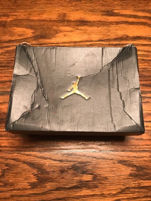 jordan 13 box