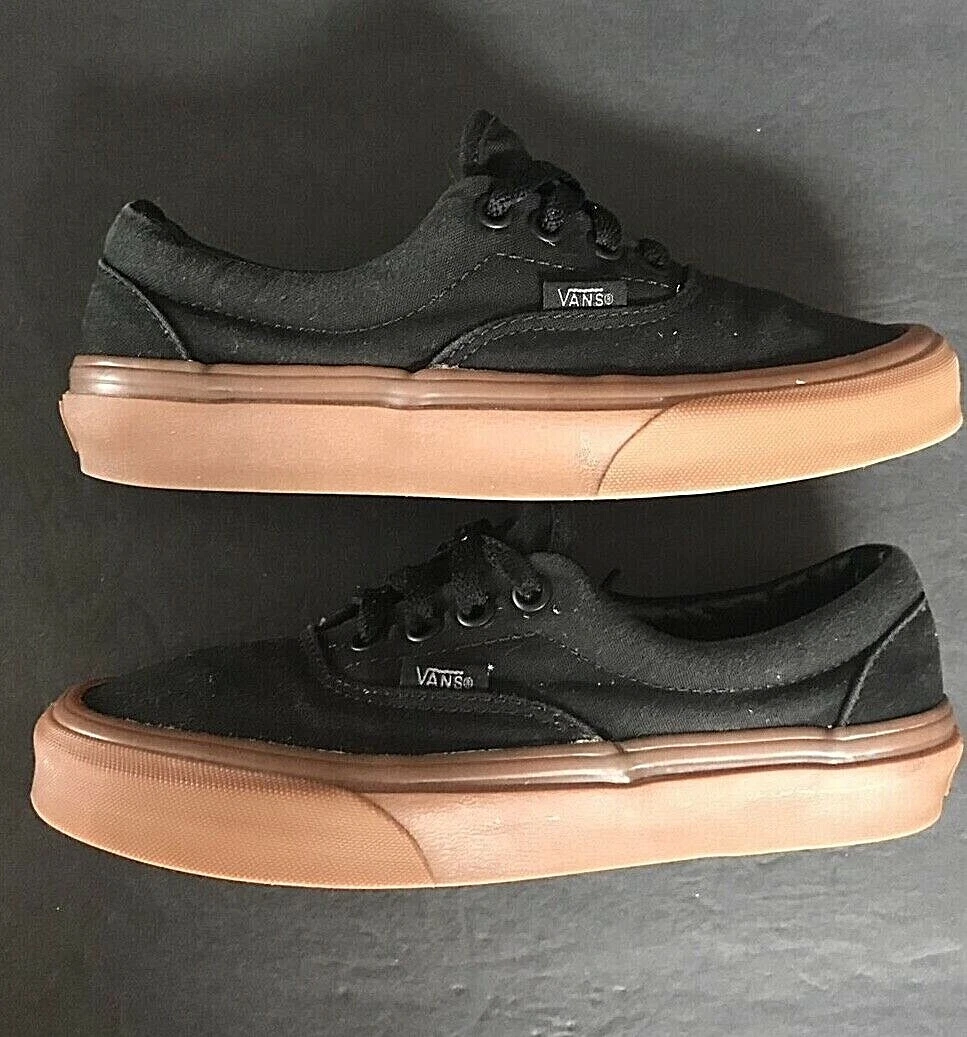 Vans authentic gum clearance sole shoes