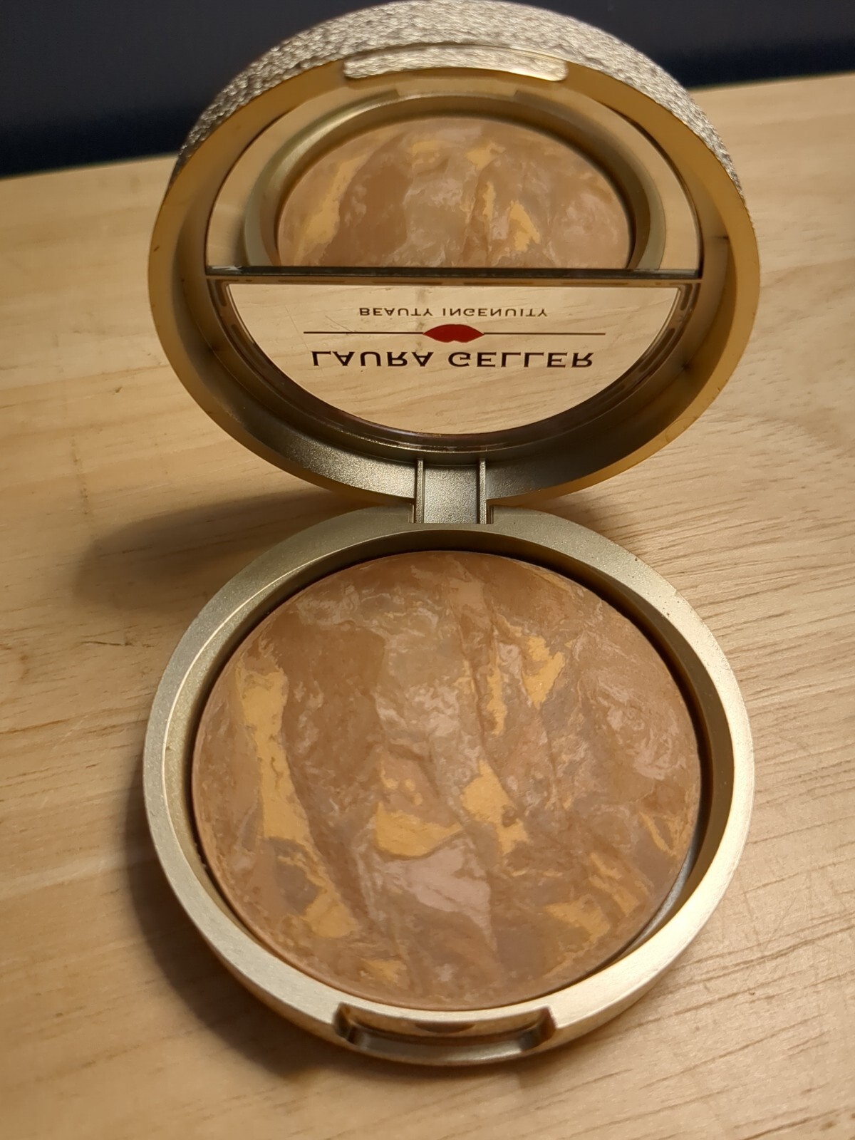 NEW Laura Geller Balance-N-Brighten Baked Foundation Tan Full Size .32 oz
