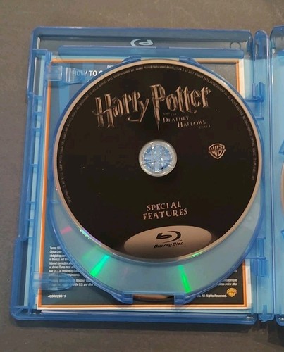 Harry Potter and the Deathly Hallows: Part I (Blu-ray Disc, 2012) - Picture 4 of 5