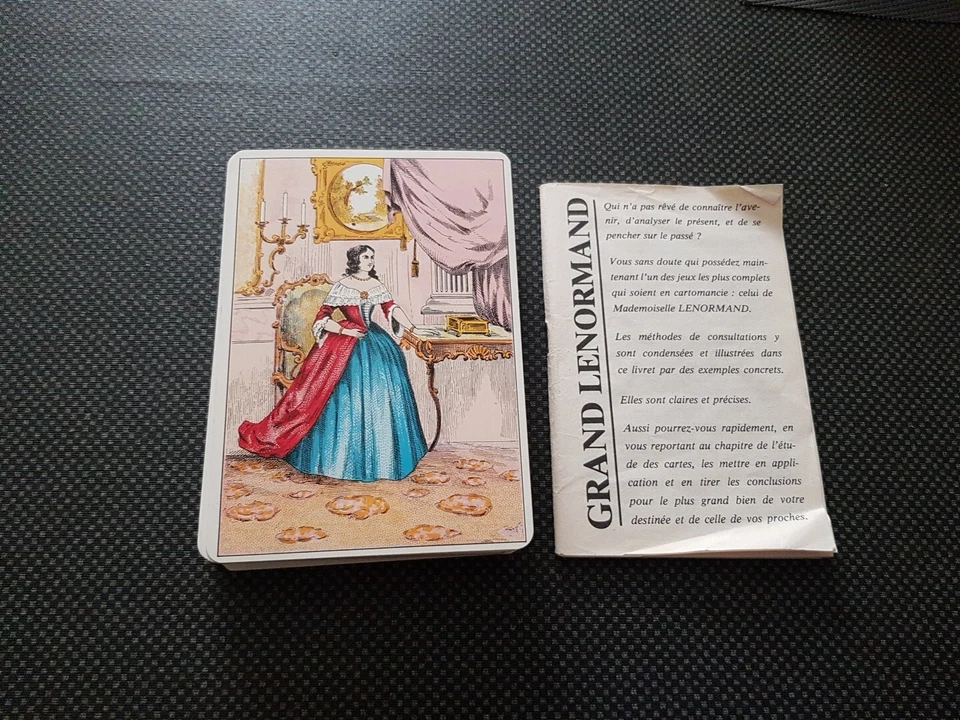 Jeu de tarots Astro Mythologique Par Mlle Lenormand - Photo 2/4