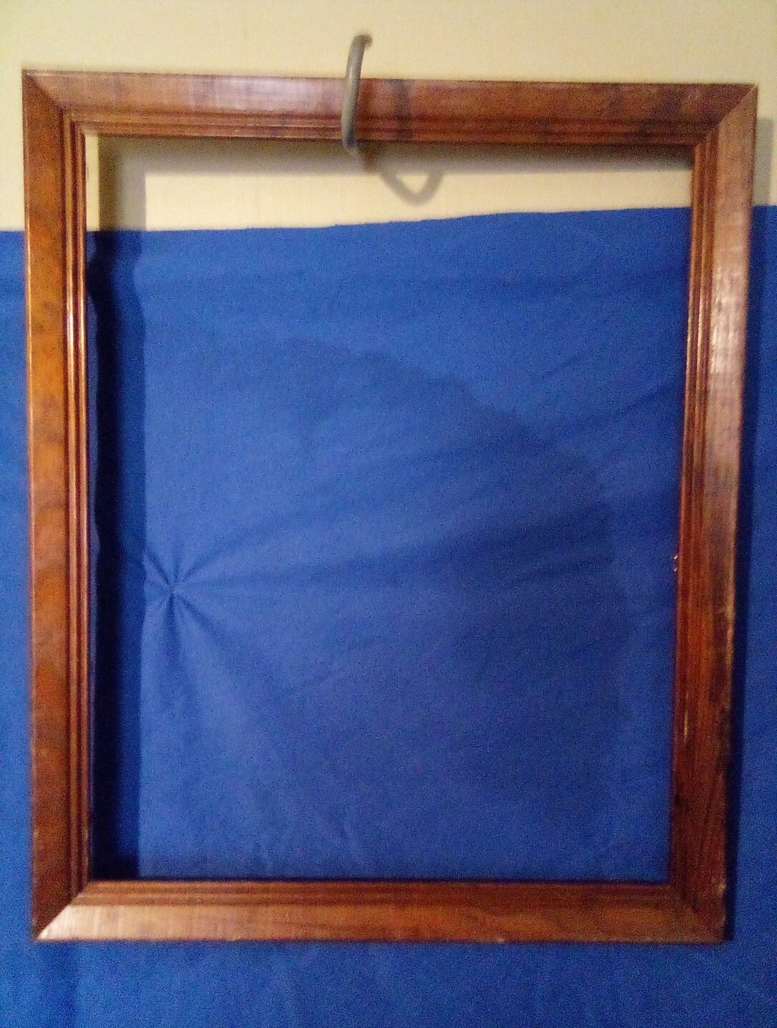 Vintage Picture Frame Holds A 20x16 Picture Overall Size Is 18x22 eBay