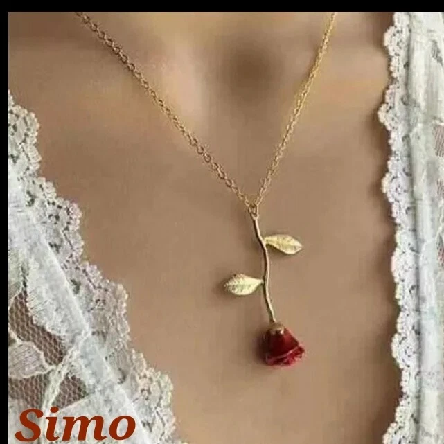 Collana cuore di rose rosse - Gioielli - Collane - di Febe handmade