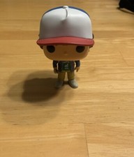 Funko Pop! Stranger Things - Dustin Henderson con brújula #424 - Sin caja (OOB)