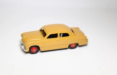 New ListingDinky 139a Ford Fordor Sedan - Very Near Mint Vintage Original 1950s