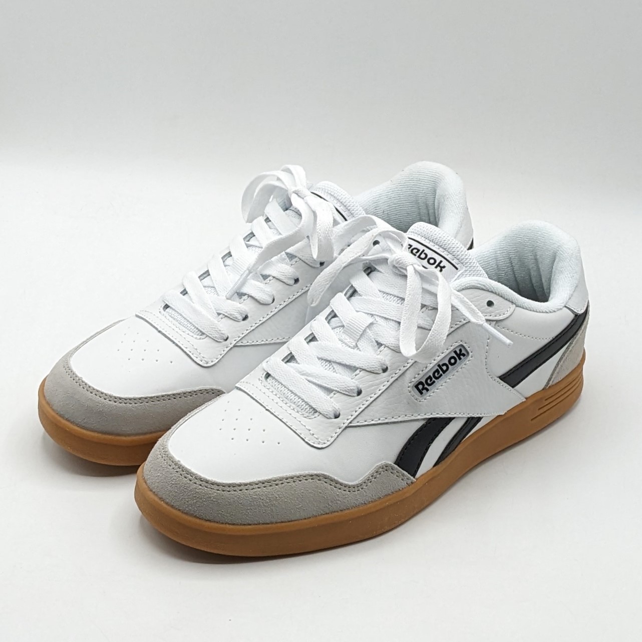 Reebok "Club C" Women's Leather with Gum Sole Athletic Tennis Shoes (White) NEW thumbnail 3